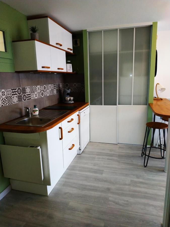 Appartement, Vue Sur Mer, Acces Direct Plage, Piscine Виас Екстериор снимка
