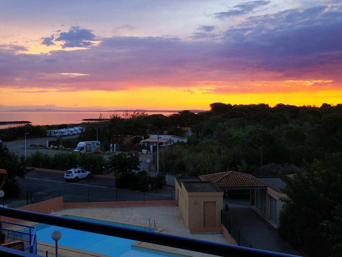Appartement, Vue Sur Mer, Acces Direct Plage, Piscine Виас Екстериор снимка