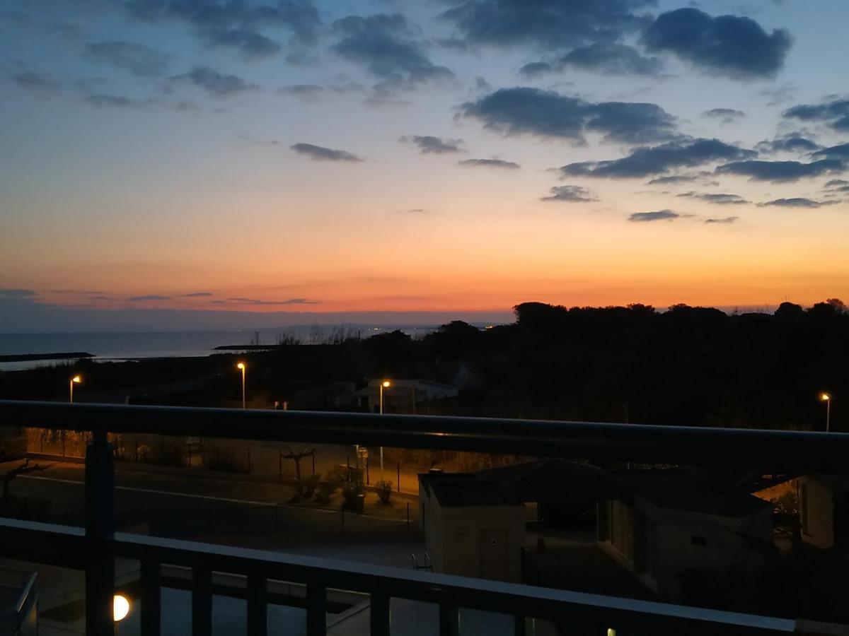 Appartement, Vue Sur Mer, Acces Direct Plage, Piscine Виас Екстериор снимка