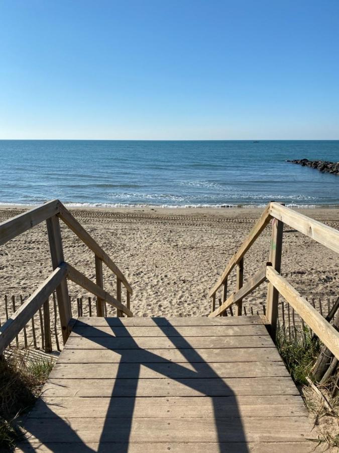 Appartement, Vue Sur Mer, Acces Direct Plage, Piscine Виас Екстериор снимка