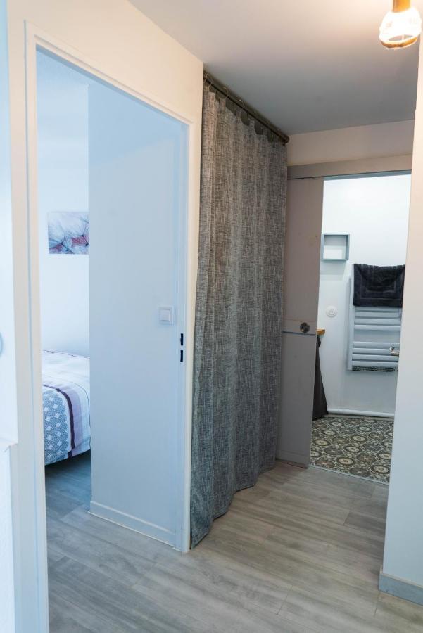 Appartement, Vue Sur Mer, Acces Direct Plage, Piscine Виас Екстериор снимка